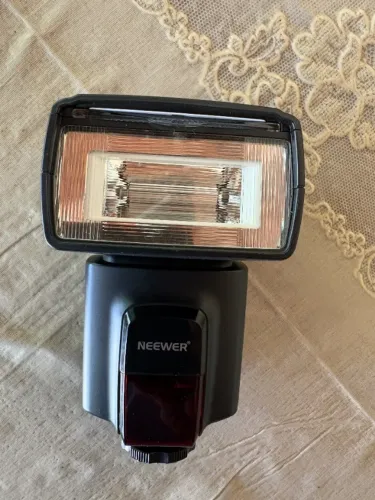 ZOOM NEEWER TT 560