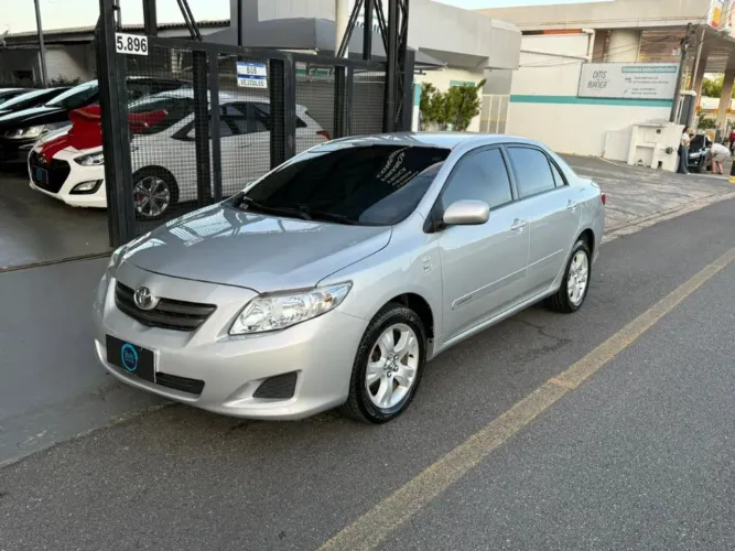 Toyota Corolla GLI 1.8 Flex 16V Aut. 2010