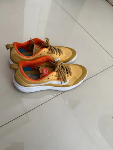 Tênis Vans UltraRange Amarelo e Laranja - Original