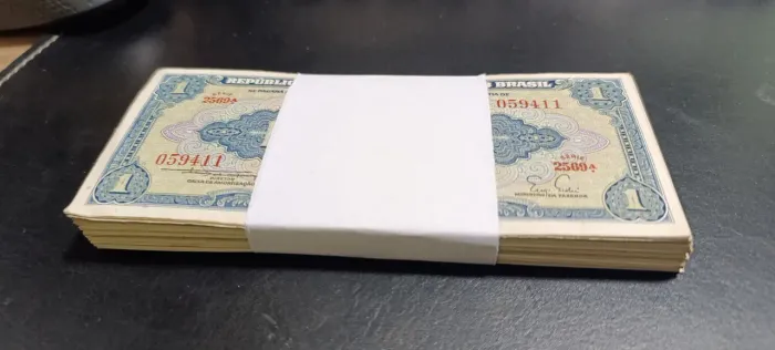 1 Centena de cédulas antigas Flor de Estampa