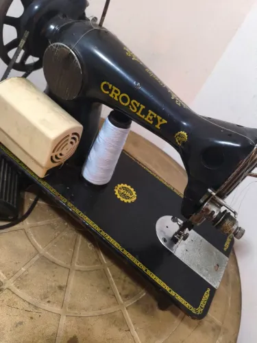 Máquina de costura relíquia 