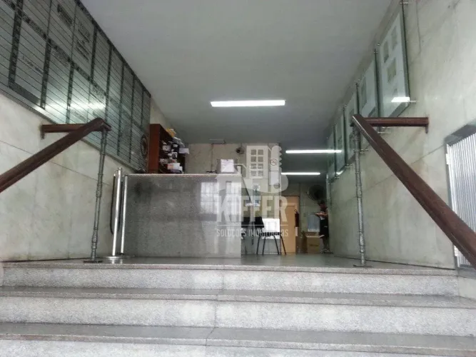Sala Comercial de Uso Misto à Venda Centro do Rio, 45m²