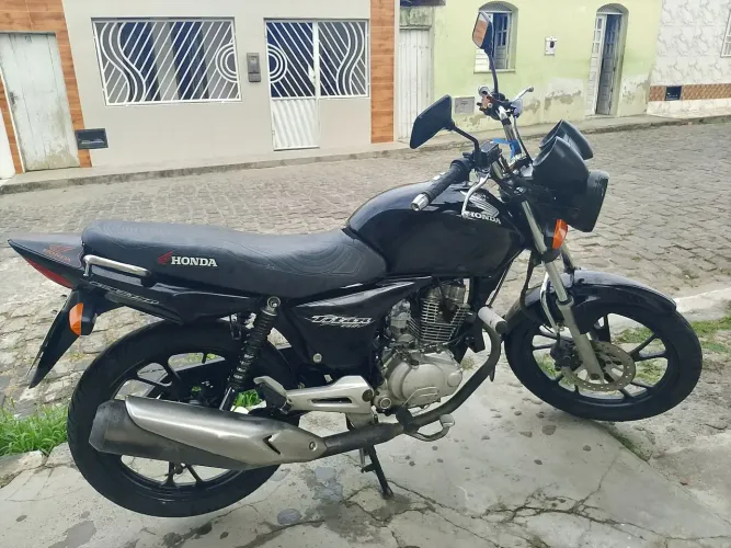 Moto muito conservada