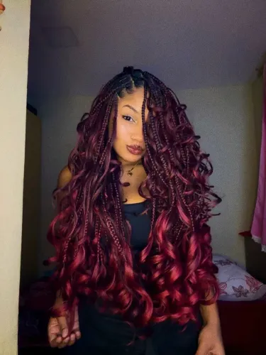 Aplicação de mega hair e trança a domicílio