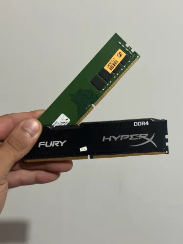 Kit Memórias RAM DDR4 - 12GB (8GB + 4GB) - Kingston + HyperX