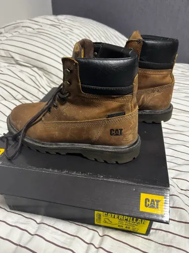 Bota caterpillar 40