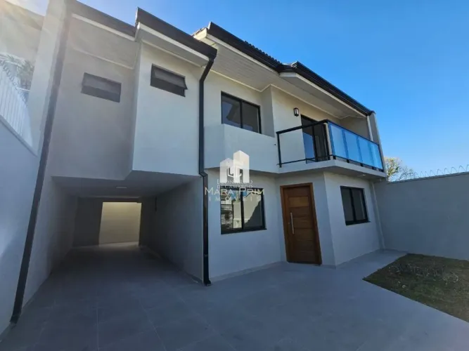 Triplex com 3 dormitórios à venda por R$1.050.000,00, 177m² - Capão Raso - Curitiba/PR