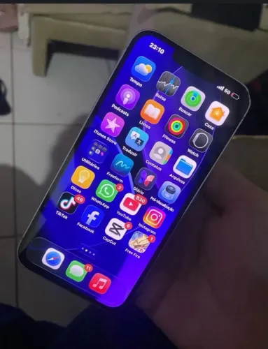 iPhone 13