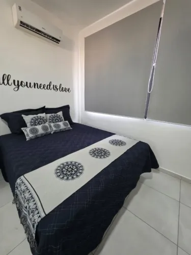 Studio Mobiliado com Ar Condicionado em Nazaré
