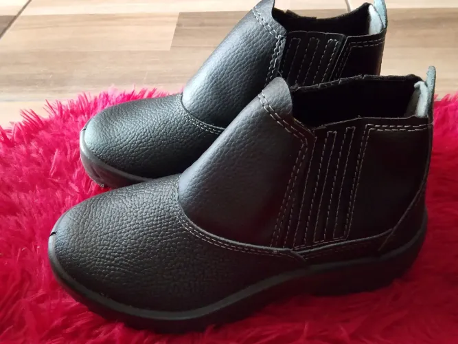 BOTA EPI DE TRABALHAR UNISSEX PRETA