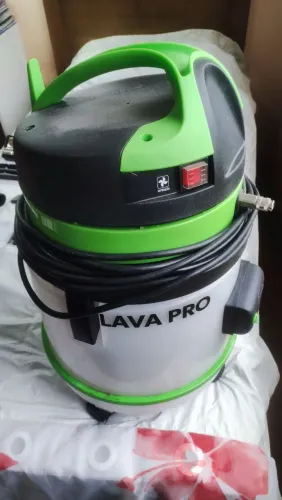 LAVADORA EXTRATORA ASPIRADOR 27L LAVA PRO IPC + KIT COMPLETO 110V