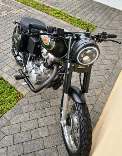 Royal Enfield Bullet 500 Customizada - Estilo Único e Pronta para Rodar!<br>