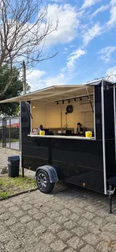 Trailer Food Truck 3x2 2022 Documentado e Pronto para Trabalhar