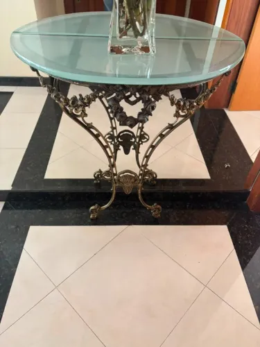 Conjunto de mesa e espelho em bronze