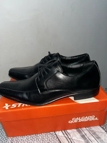 Sapato social - Usado 1 vez.