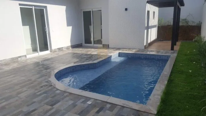 CASA - VENDA - LOCAÇÃO - Condomínio Florais Cuiabá Residencial - Ribeirão do Lipa - Cuiabá