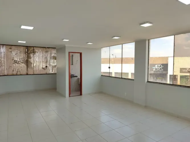 Sala comercial para aluguel no centro de Valparaiso - Etapa A