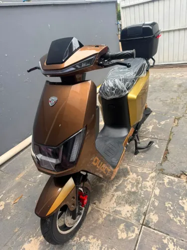 Moto elétrica