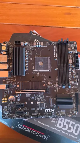 B550m Pro-VDH AM4 PCIE 4.0