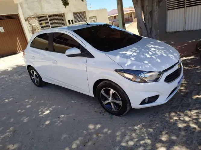 Chevrolet Onix Hatch LTZ 1.4 8V Flex Mec. 4P 2018