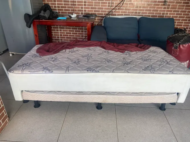 Cama de solteiro 
