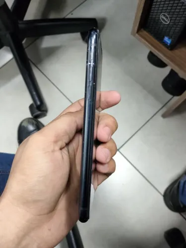 iPhone XR 64