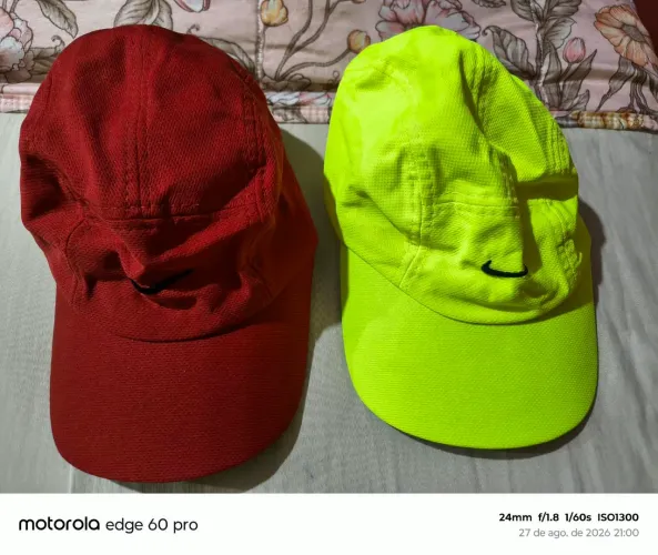 Vendo Por R$ 10,00 Cada Boné ou os Dez Por R$ 80,00.