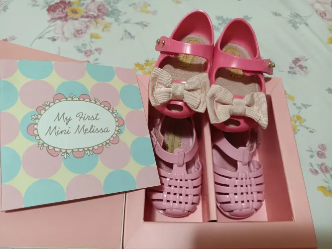 Mini melissa, tamanho 15/16 