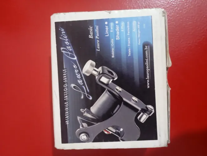 Máquina de tatuagem profissional Lauro Paolini, ideal para artistas que buscam precisão