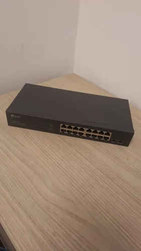 Switch 16 portas - TP-Link TL-SG1016D - Não gerenciável