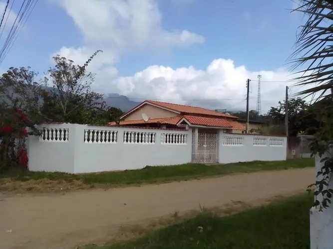 Casa - Pedro de Toledo - jd. Cajú
