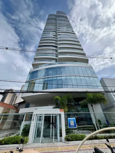 3 SUITES - CONDOMINIO LISSE