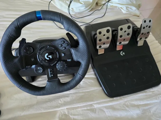 Logitech G923 PS5, PS4 e PC