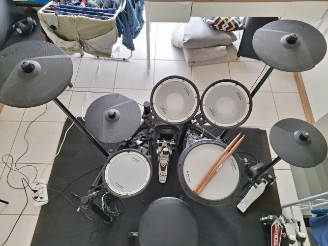 Bateria Roland Eletrônica TD-07KX V-DRUMS MESH HEAD
