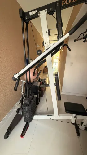 Máquina de musculação