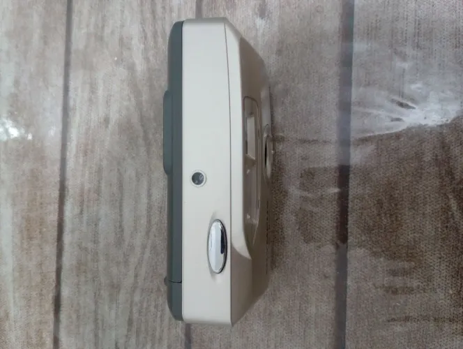 Vendo Câmera Olympus 100