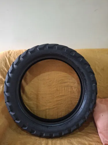 Pneu de moto