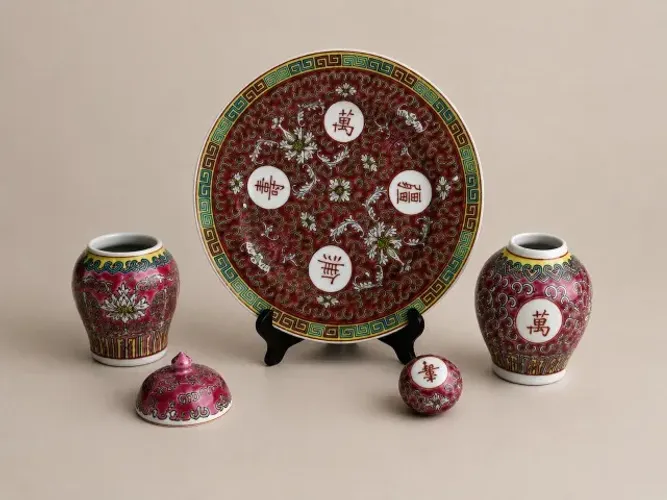 KIT ORIENTAL DE PORCELANA ( LEIA A DESCRIÇÃO )