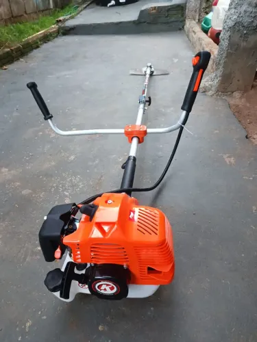 Barbara roçadeira 75cc muito potente 