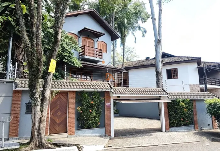 Sobrado para Aluguel no Barro Branco (Zona Norte) com 4 dormitórios e 330 m².