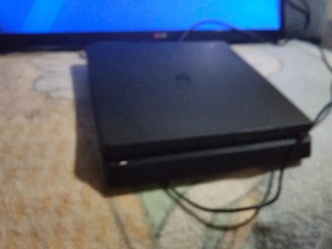Ps4 slim 1000gb