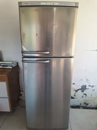 Geladeira Bosh Glass Line 47 (470 litros)