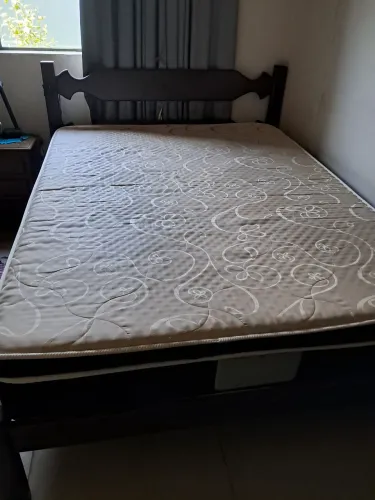 Colchão de casal massagem