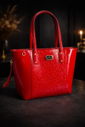 Bolsa Victor Hugo vermelha verniz