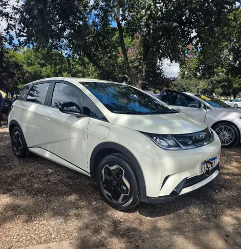 BYD Dolphin EV (Elétrico) 2024