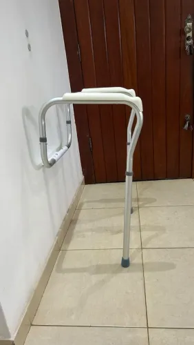Barra de apoio para idoso