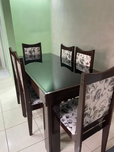 Mesa 6 cadeiras