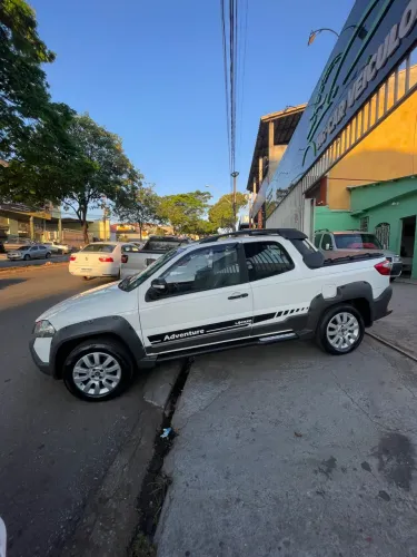 Fiat Strada Adventure1.8/ 1.8 Locker Flex CD 2016