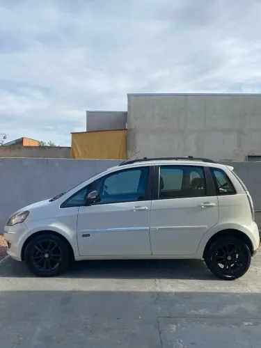 Fiat Idea Essence Sublime 1.6 Flex 16V 5P 2016