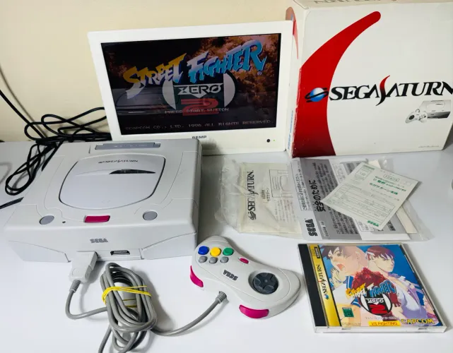 Sega Saturn - serial batendo